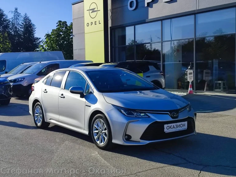 Toyota Corolla 4-вр. Седан 121к.с. Хибрид