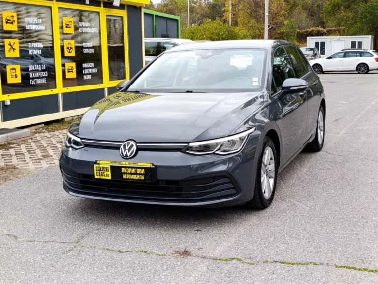 VW Golf 8 1.5 e-TSI DSG Life + Зимен пакет