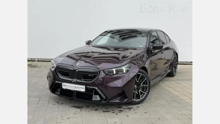 BMW M5 Sedan