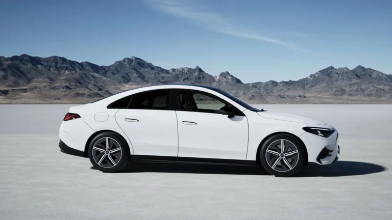 Mercedes-Benz CLA CLA 350 4MATIC electric
