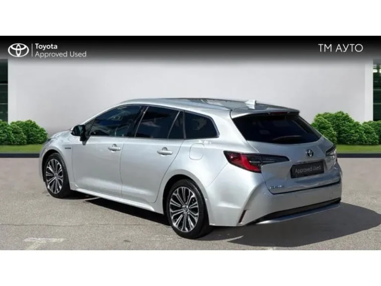 Toyota Corolla TS 1.8HSD LUXURY