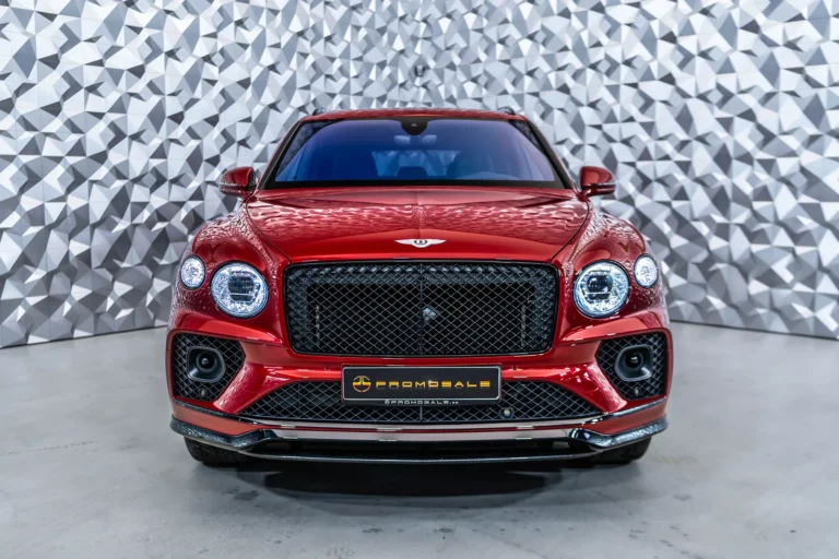 Bentley Bentayga V8 First Edition BLACK SPEC
