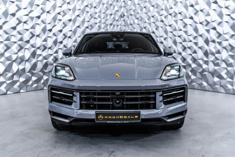 Porsche Cayenne E-Hybrid Coupe