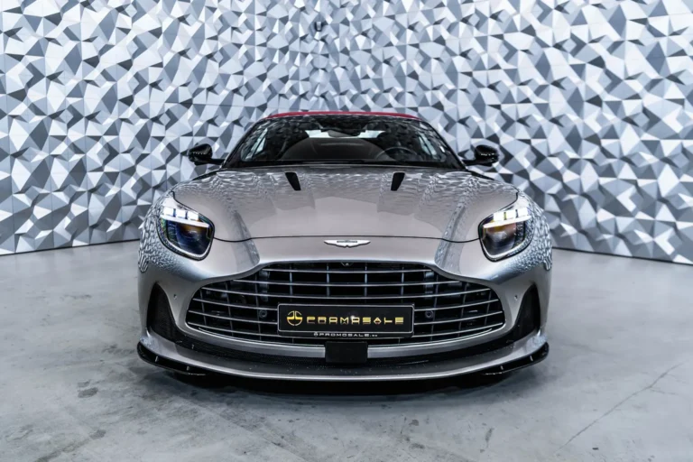 Aston martin DB12 DB12 Volante Aluminite Silver