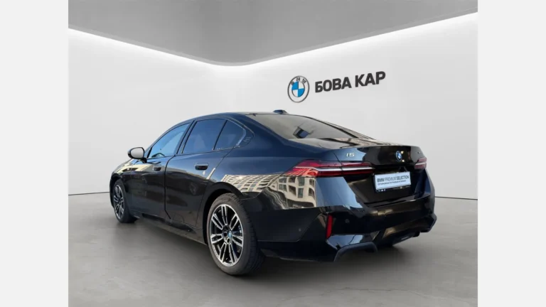 BMW i5 xDrive40
