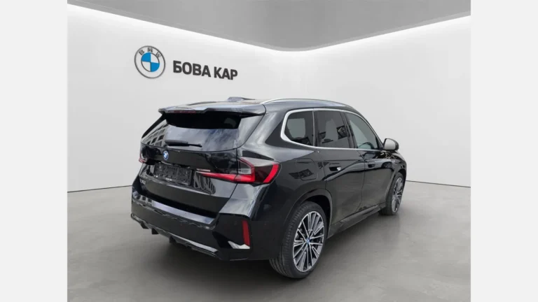 BMW iX1 xDrive30
