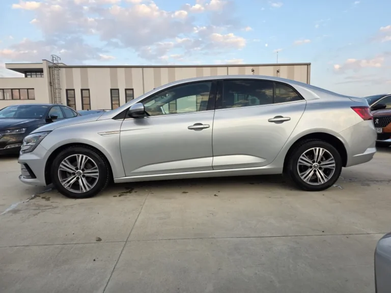 Renault Megane-НОВ-1,5 DCI-115kc