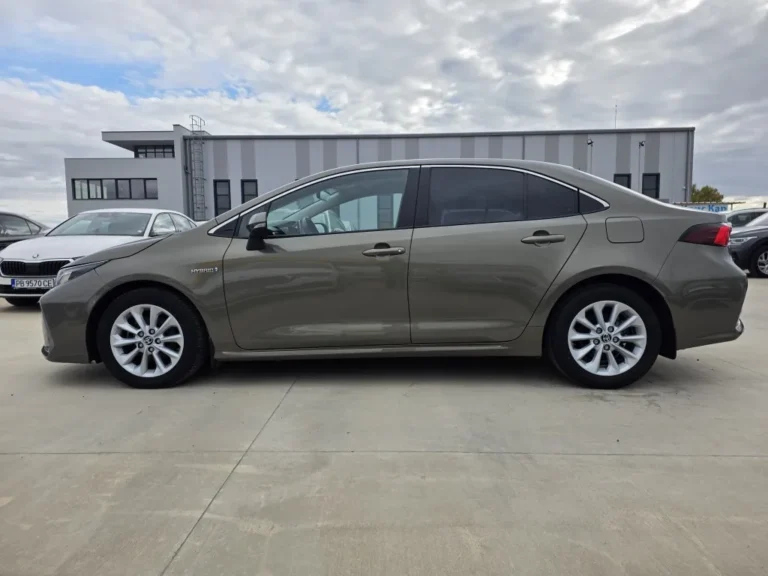Toyota Corolla 1.8Hybrid 122кс ГАРАНЦИЯ 2032г
