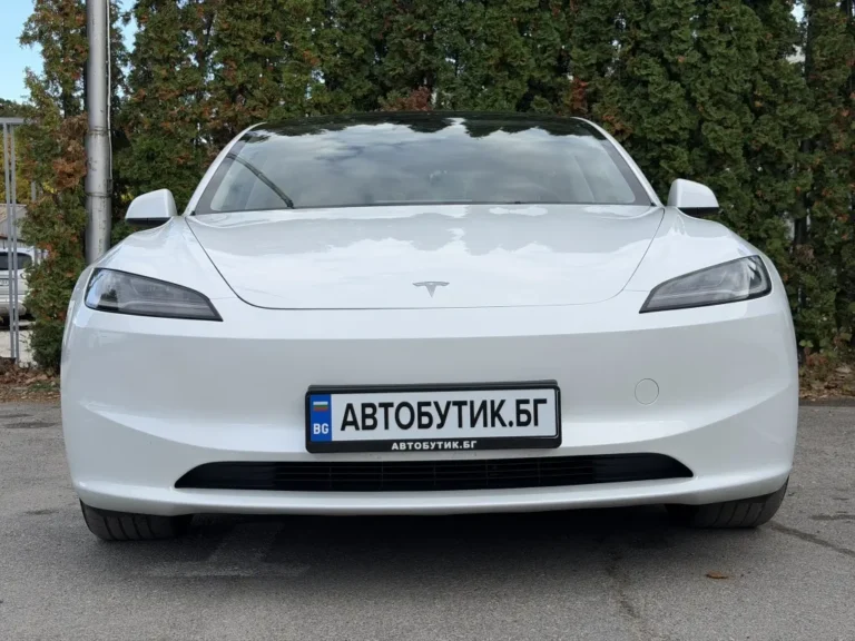 Tesla Model 3 Highland Standard Range